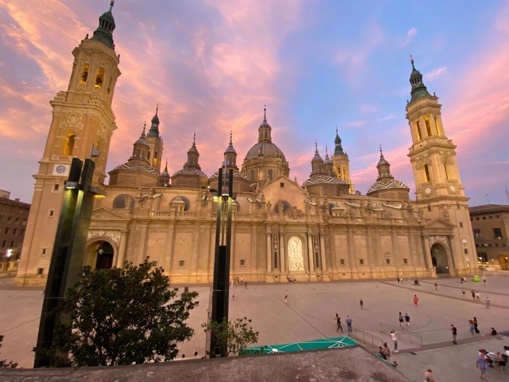Vtz El Balcon A La Basilica V - Vistas Inmejorables A La Basilica Del Pilar! Appartement Zaragoza Buitenkant foto
